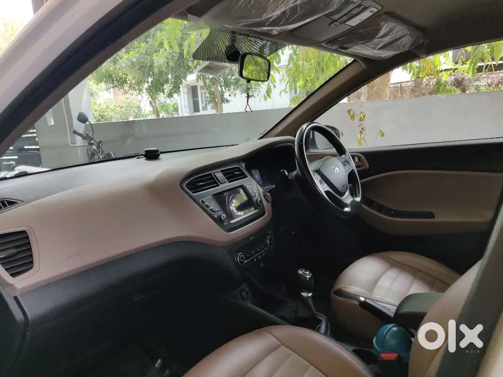 Hyundai I20 Asta Top End, Very Well Maintained Only 58k Km Driven