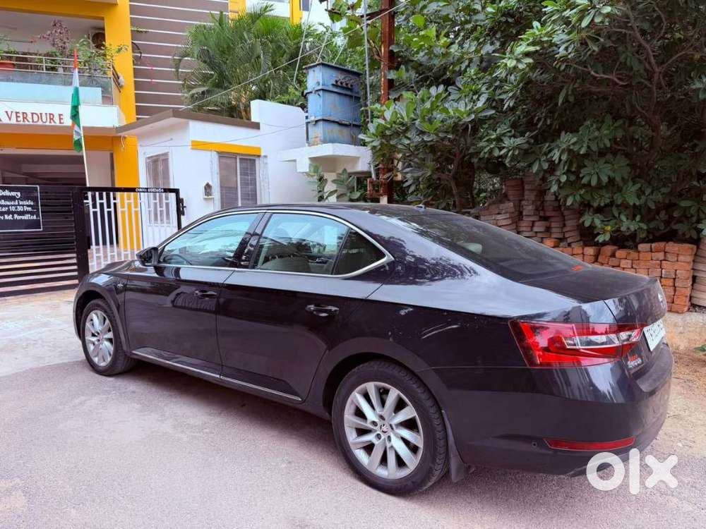 Skoda Superb L&k 2.0 Tdi At, 2018, Diesel