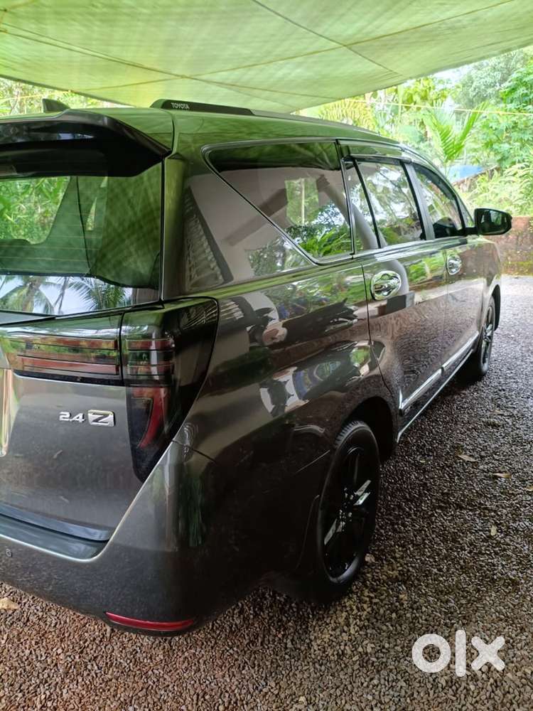 Toyota Innova Crysta 2018 Model Z Well Maintained