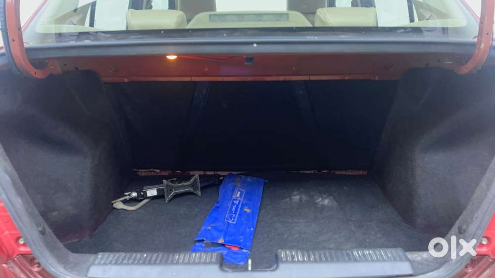 Maruti Suzuki Dzire 1.2 Vxi Amt, 2019, Petrol