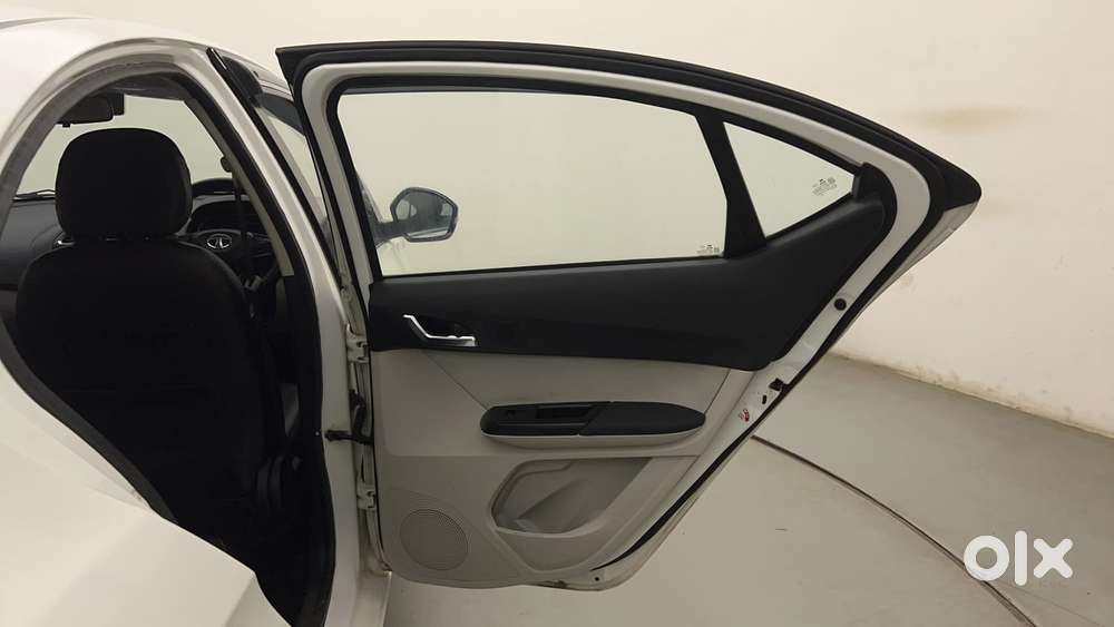 Tata Tigor Xza Plus, 2022, Petrol