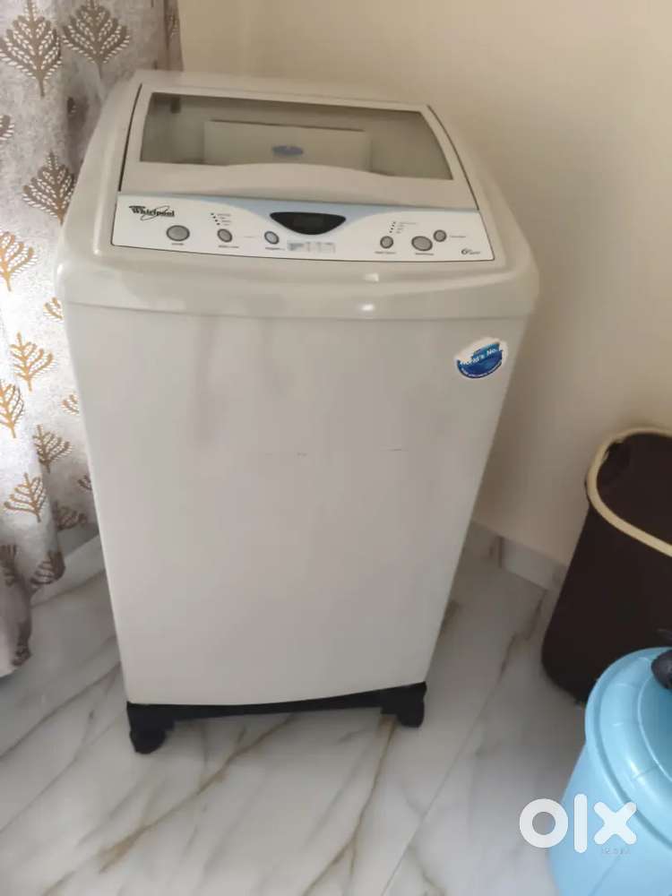 Washing machine with stand