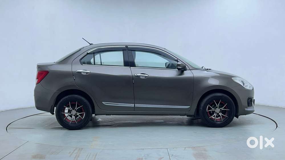 Maruti Suzuki Dzire 1.2 Vxi Amt, 2018, Petrol