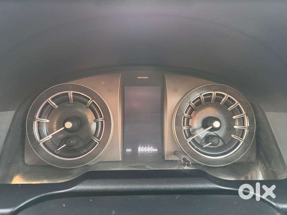 Toyota Innova Crysta 2.4 Gx Mt, 2020, Diesel