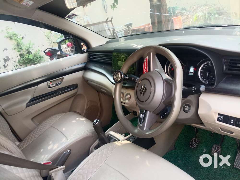 Maruti Suzuki Ertiga Vxi (o) Cng, 2025, Petrol