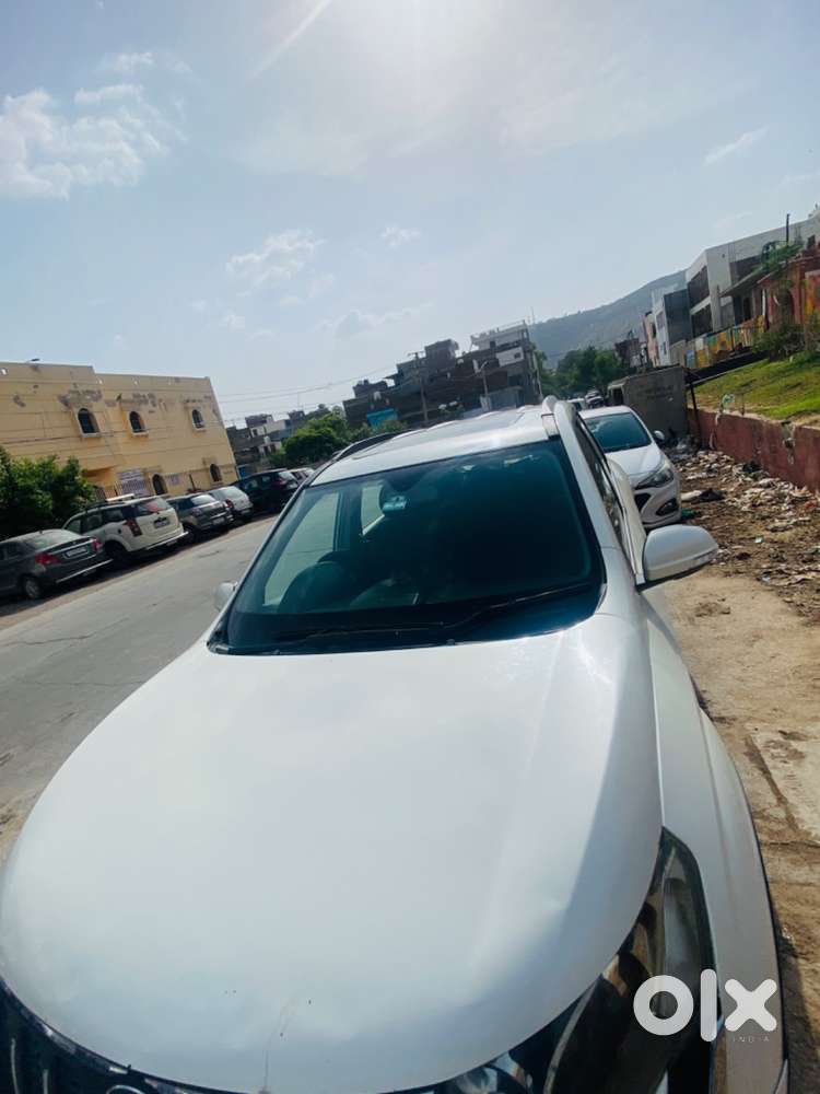 Mahindra Xuv500 W8 Fwd Bs4 Diesel Manual Well Maintained Withsunroof