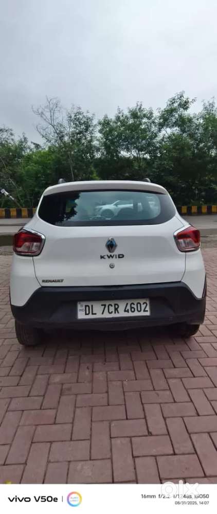 Renault Kwid 2019-ongoing 1.0 Rxt Amt (o), 2020, Petrol