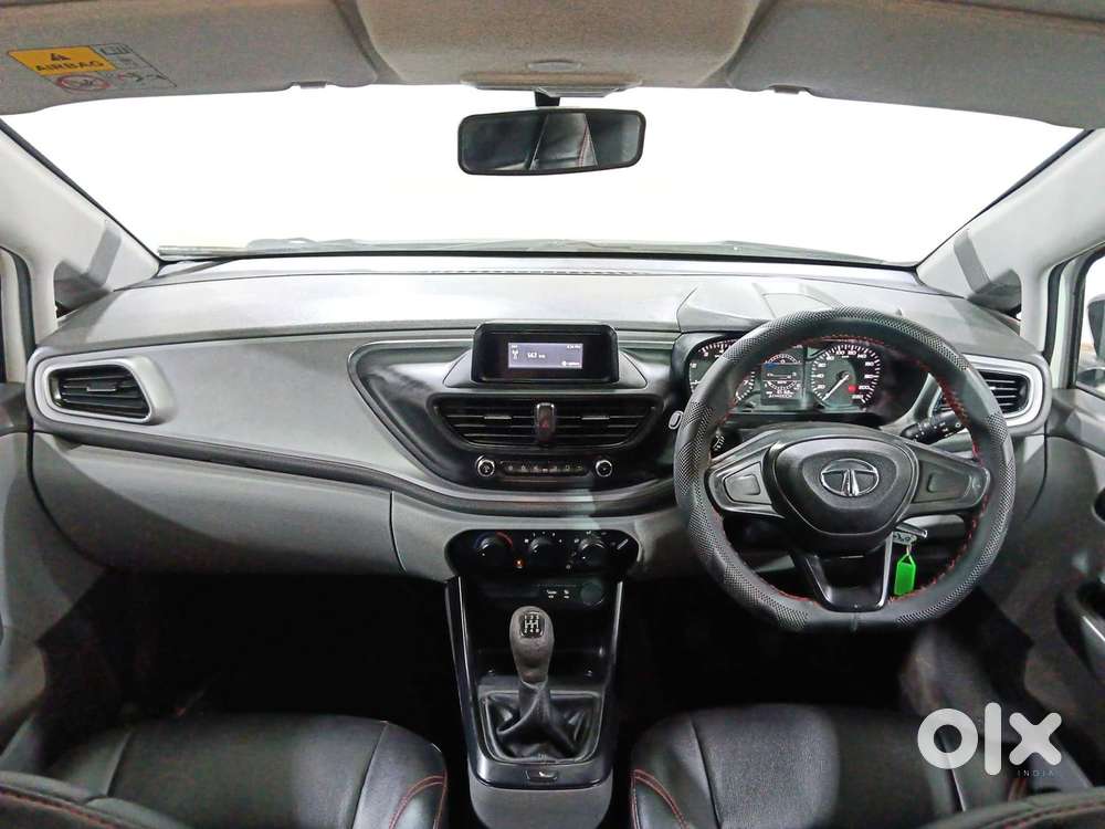 Tata Altroz 1.2 Xe Rhytm Petrol, 2020, Petrol