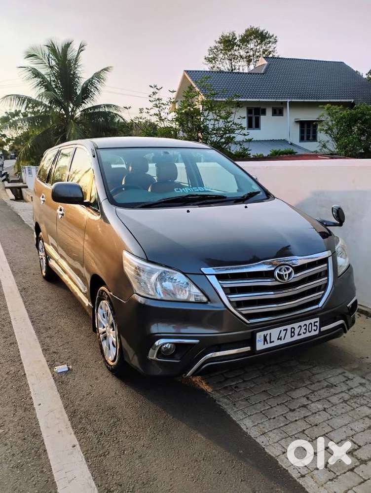 Toyota Innova 2004-2011 2.5 G4 Diesel 7-seater, 2011, Diesel
