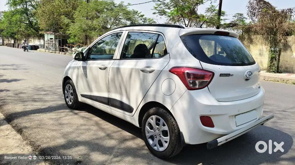 Hyundai Grand I10 2016 Petrol Well Maintained