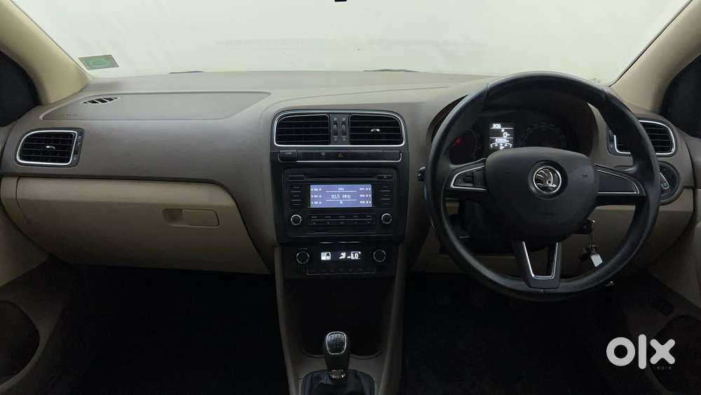 Skoda Rapid 1.6 Mpi Elegance Plus, 2015, Petrol