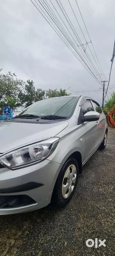 2017-18 Tata Tiago Xta Amt Low Km Company Service 2nd Ownership