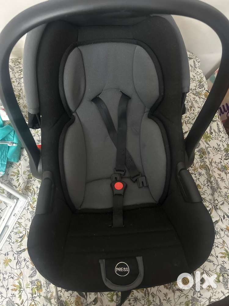 Baby carry cot r for rabbit brand car seater and rocker six months old