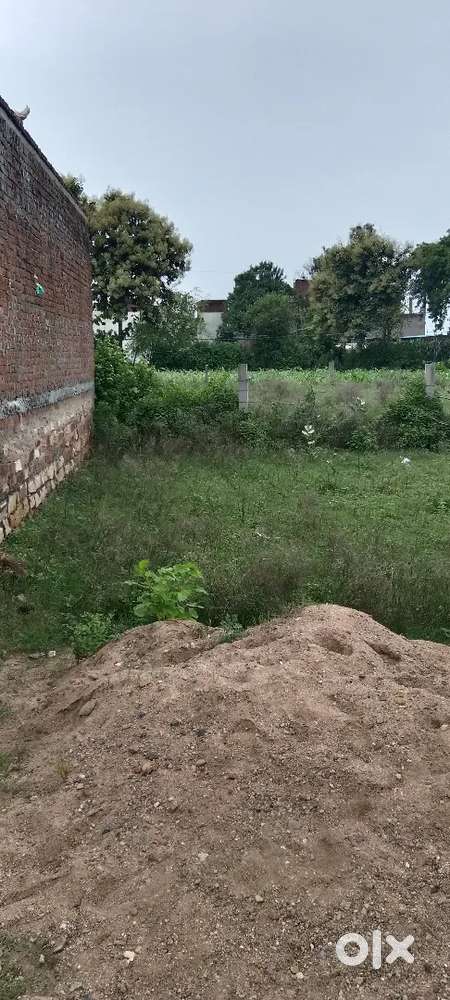 Morar Khureri badagaon panchayat bhavan main road se 5 min ki duri par