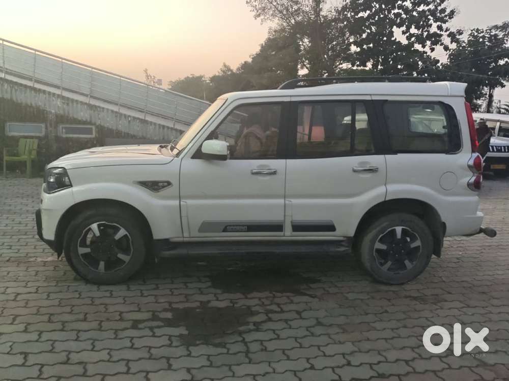 Mahindra Scorpio Classic 2.2 S 11 Mt 7 Str, 2023