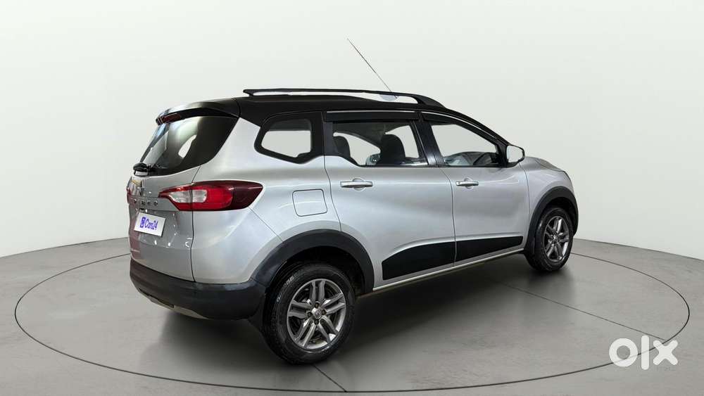 Renault Triber Rxz Easy-r Amt, 2023, Petrol