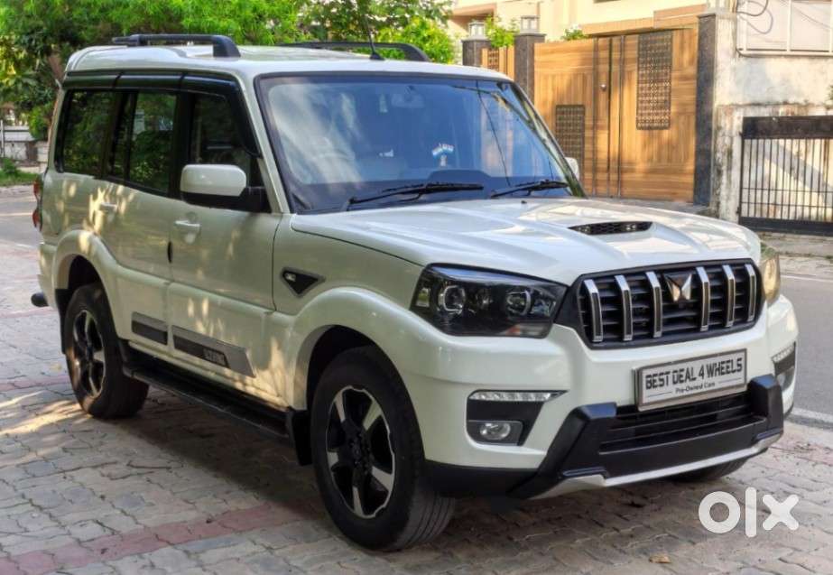 Mahindra Scorpio Classic 2.2 S 11 Mt 7 Str, 2023, Diesel