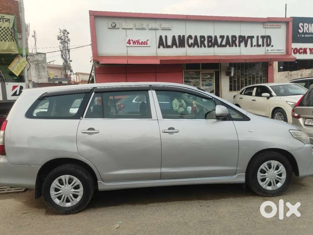 Toyota Innova 2.5 Gx (diesel) 7 Seater Bs Iv, 2015, Diesel