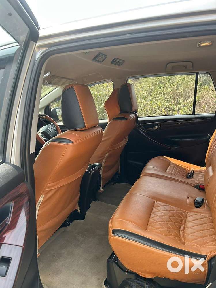 Toyota Innova Crysta 2022 Diesel 160000 Km Driven Well Maintained