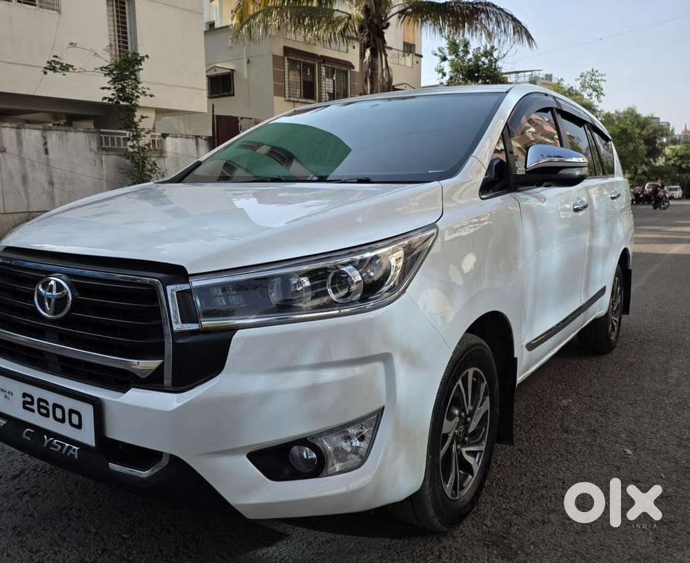 Toyota Innova Crysta 2021