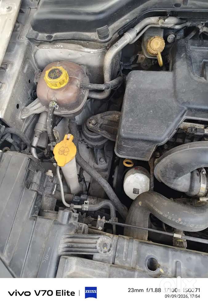 Mahindra Xuv300 W8 2021