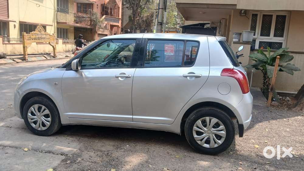 Maruti Suzuki Swift 2004-2010 Vxi Bsiv, 2005, Petrol