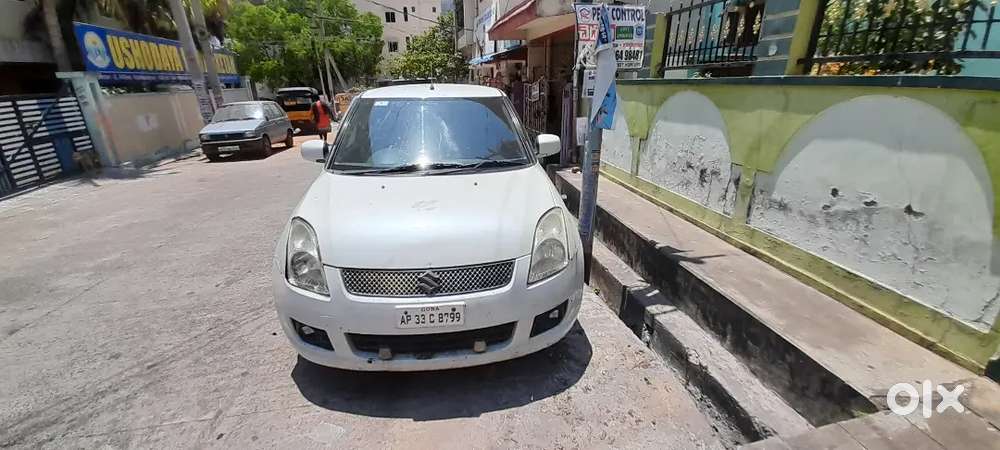 Maruti Suzuki Swift Dzire 2009 Diesel 180000 Km Driven