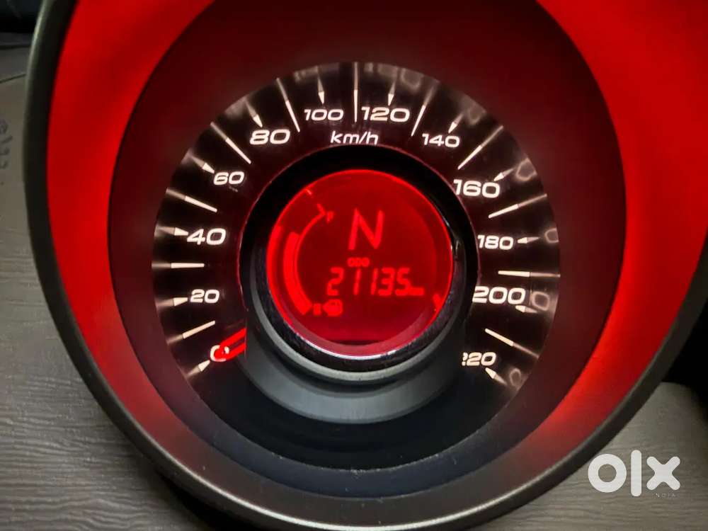 Mahindra Xuv500 2016 Diesel 21000 Km Driven