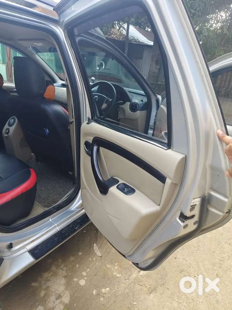 Nissan Terrano 2014 Diesel 90000 Km Driven