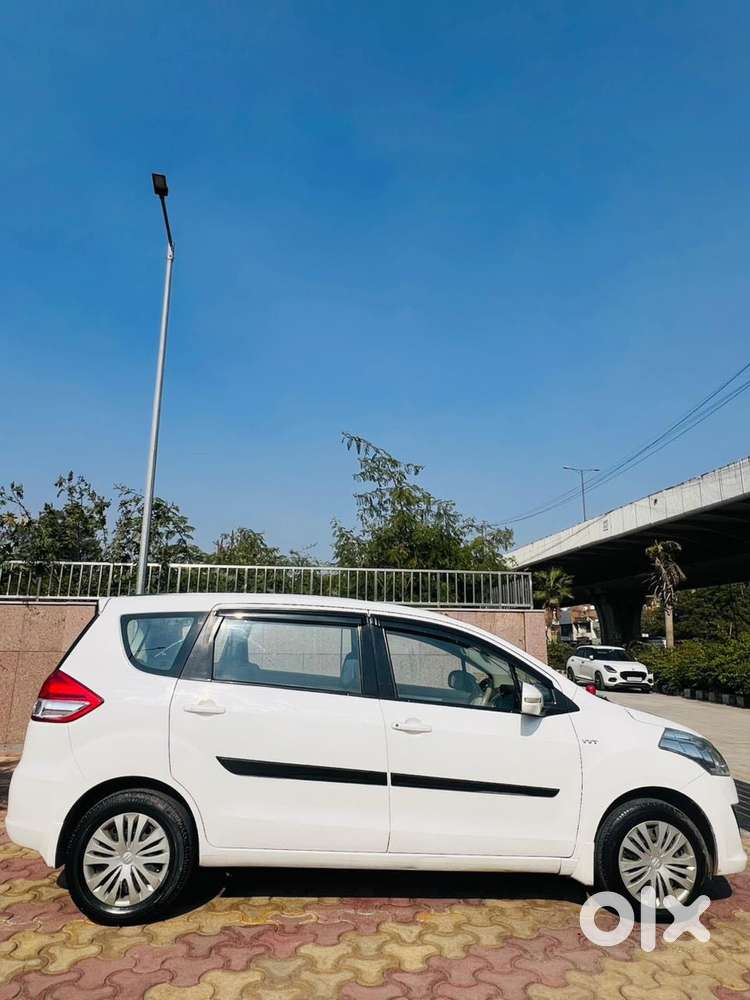 Maruti Suzuki Ertiga 1.5 Vxi, 2015, Cng & Hybrids