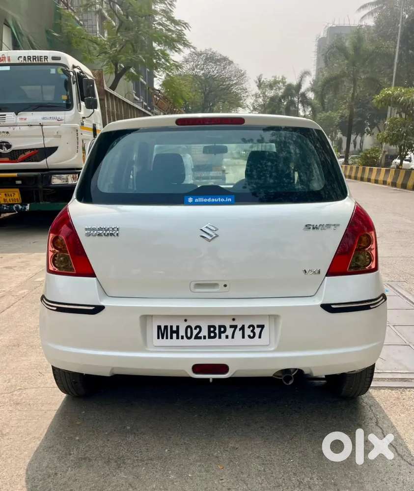 Maruti Suzuki Swift 2010 Petrol 60350 Km Driven