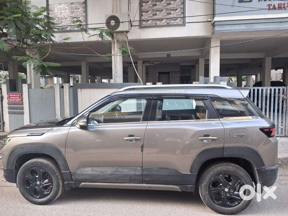Maruti Suzuki Brezza 1.5 Zxi At Smart Hybrid, 2023, Petrol
