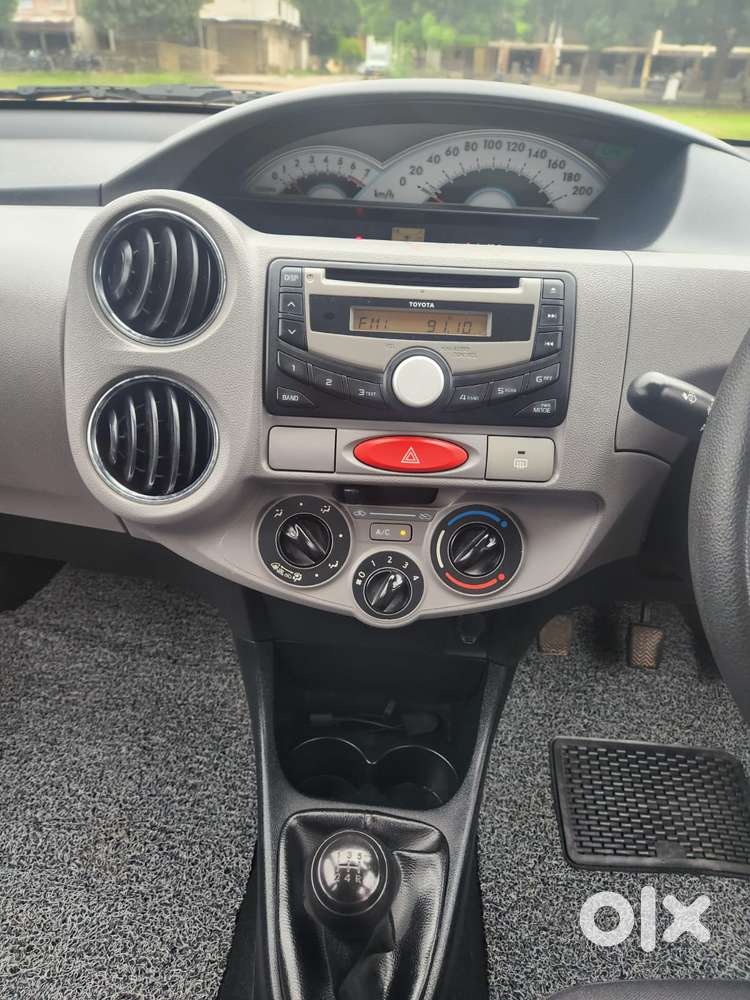 Toyota Etios 2010-2012 V, 2011, Petrol