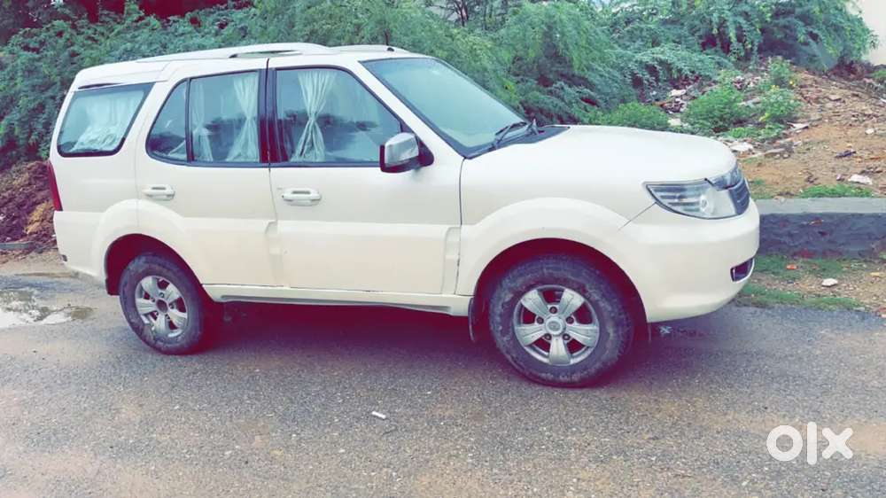 Tata Safari Storme 2013 Diesel 100000 Km Driven