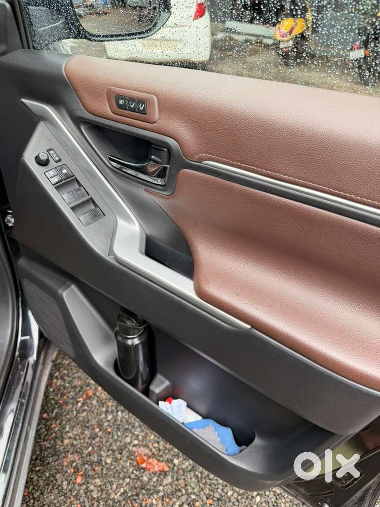 2024 Toyota Innova Hycross Petrol