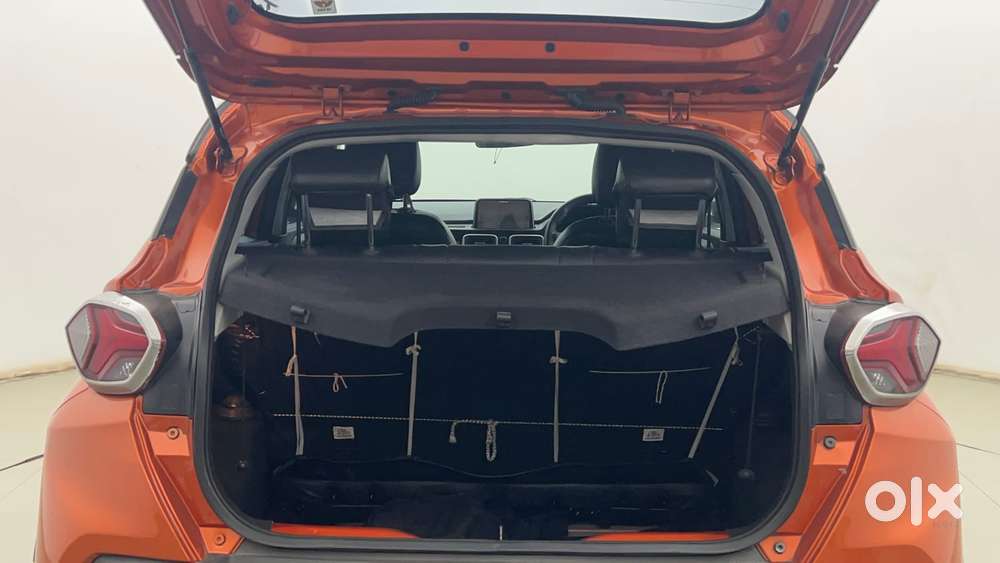 Tata Punch Creative Dual Tone Amt Sunroof, 2023, Petrol