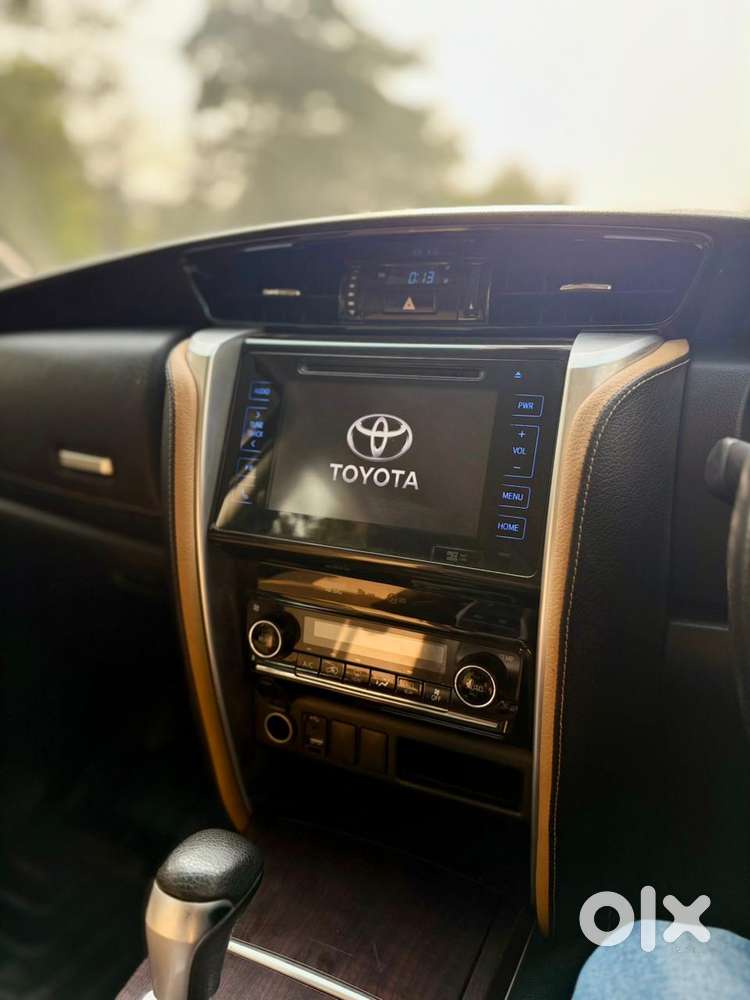 Toyota Fortuner 4x2 At 2.8 Diesel, 2019, Diesel