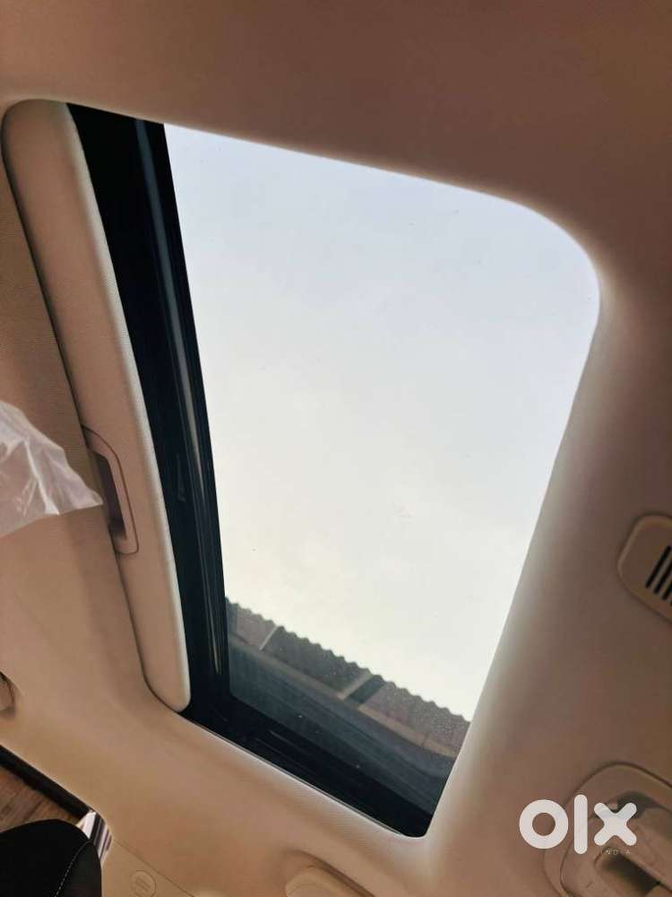 Mahindra Xuv 3xo Ax5 Pm At, 2025, Petrol