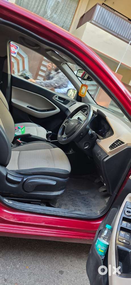 Hyundai Elite I20 Sportz Plus Dual Tone, 2016, Diesel