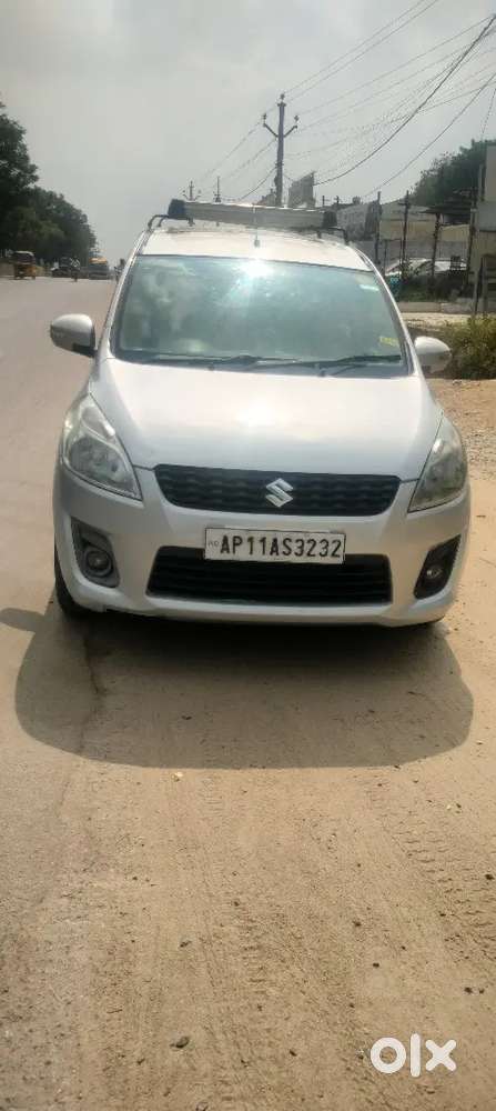 Maruti Suzuki Ertiga Zxi 2013