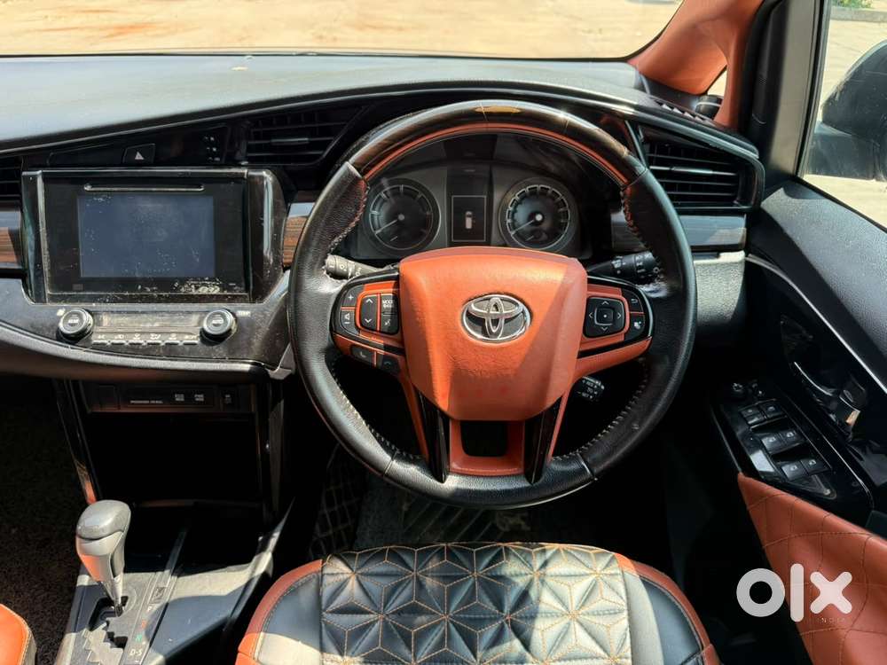 Toyota Innova Crysta 2.8z Automatic, 2018, Diesel