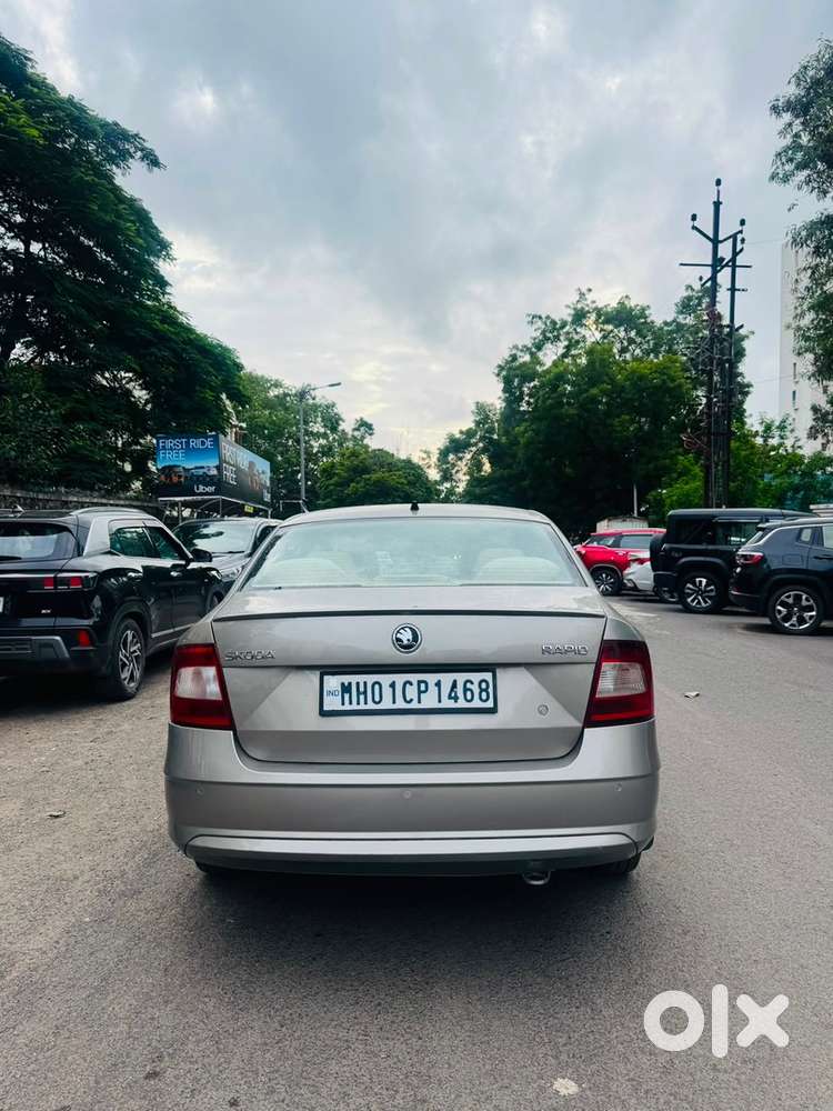Skoda Rapid Elegance Petrol 2017