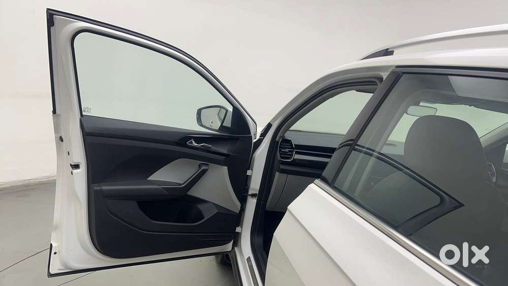 Skoda Kushaq Style 1.0l Tsi Mt, 2023, Petrol