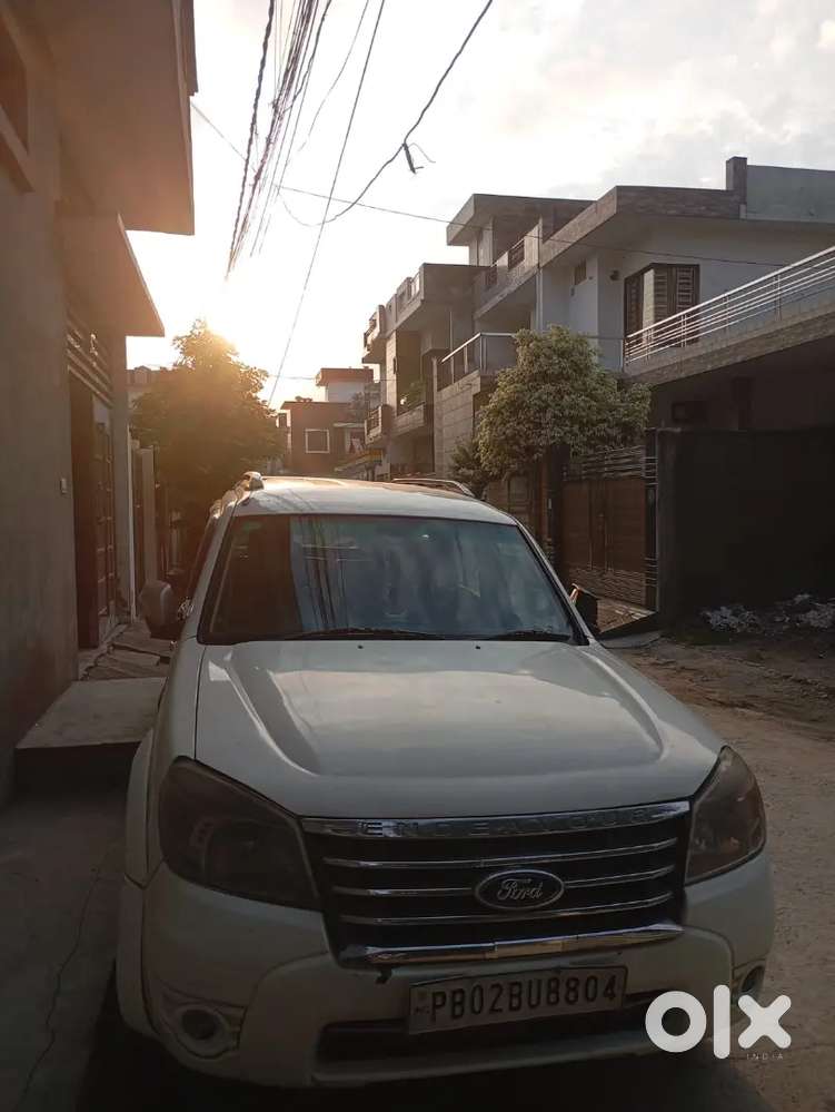 Ford Endeavour Top Model