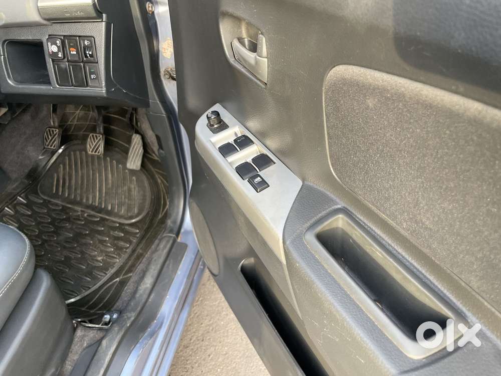 Maruti Suzuki Wagon R Vxi 1.0, 2012, Petrol