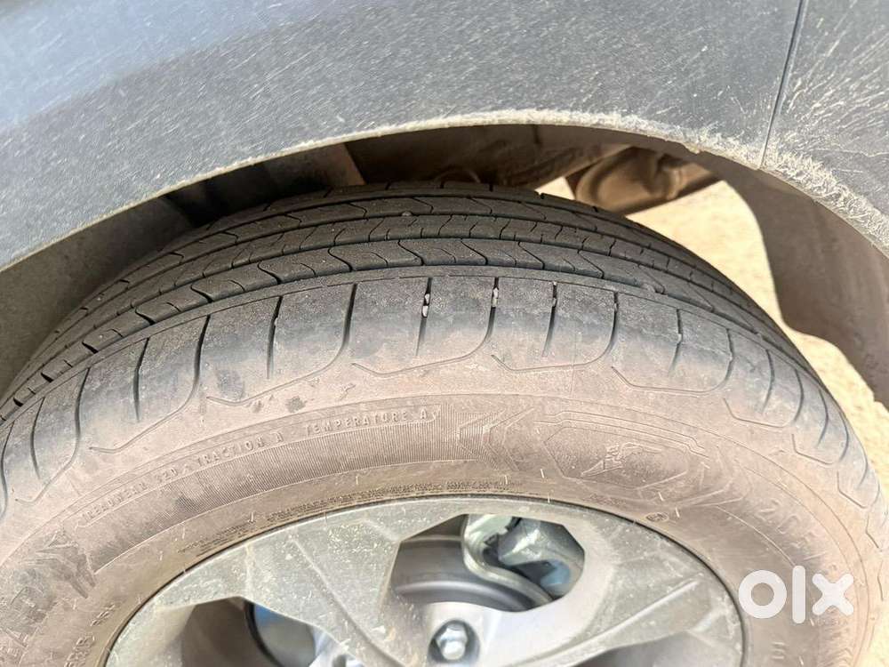 Kia Seltos Petrol 7500 Km Driven