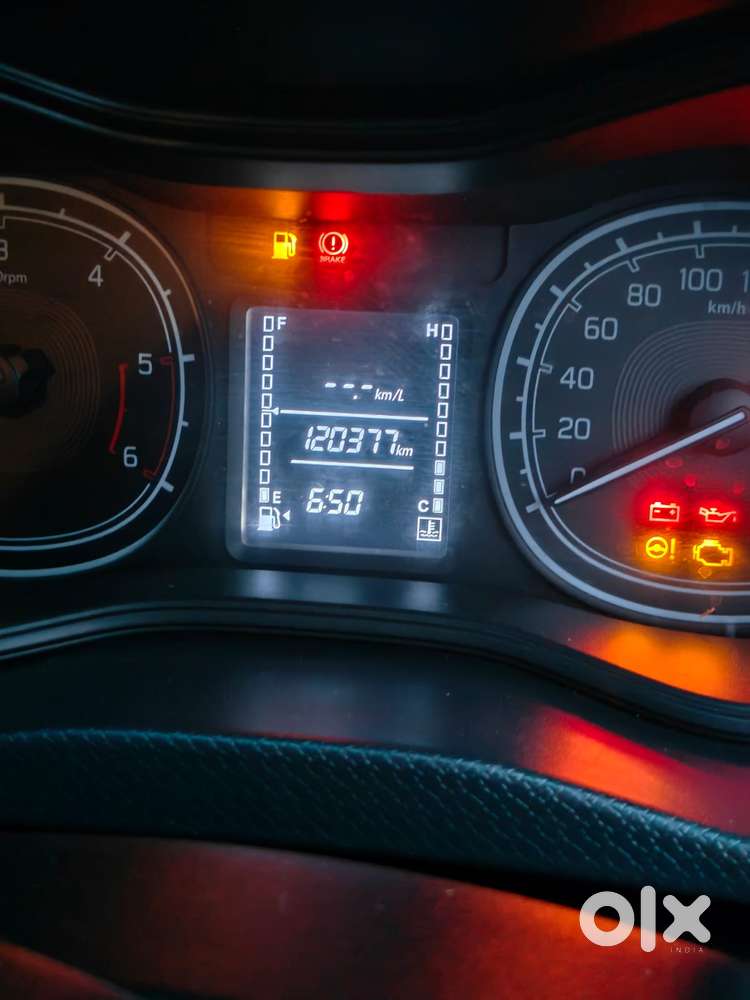Maruti Suzuki Brezza Vdi, 2018, Diesel