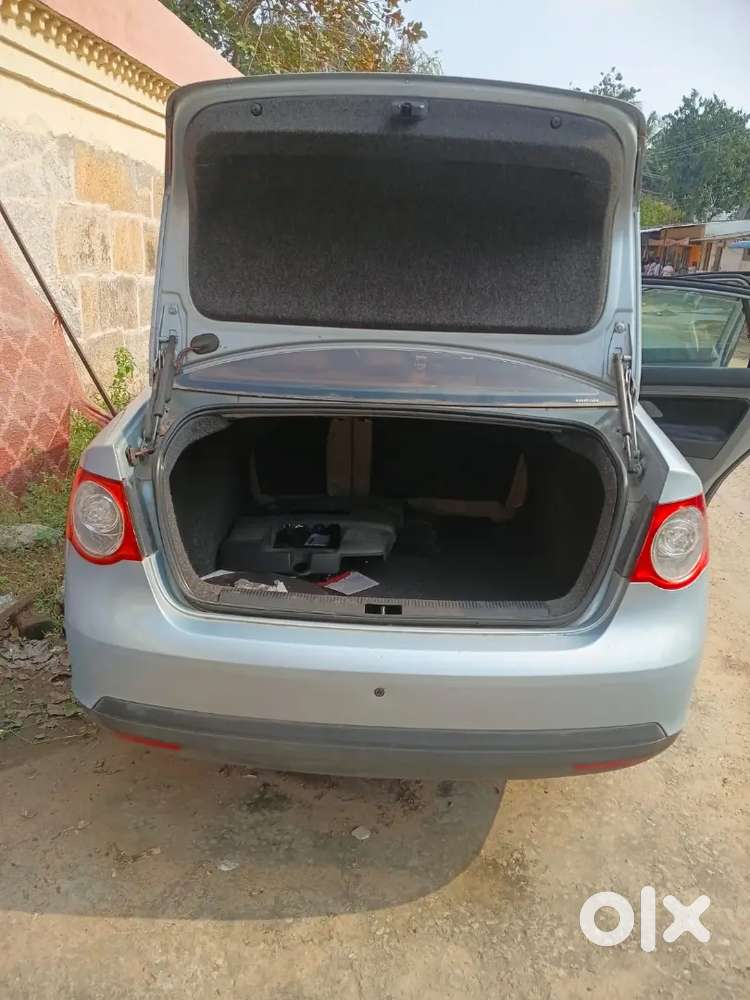 Volkswagen Jetta 2009 Petrol 77500 Km Driven