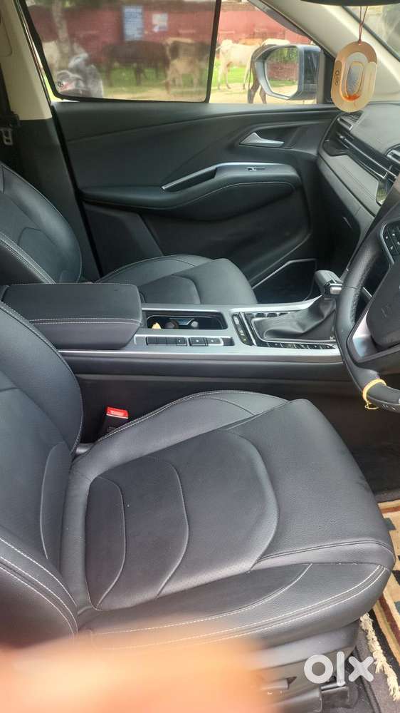 Mg Hector Blackstorm Cvt, 2025, Petrol