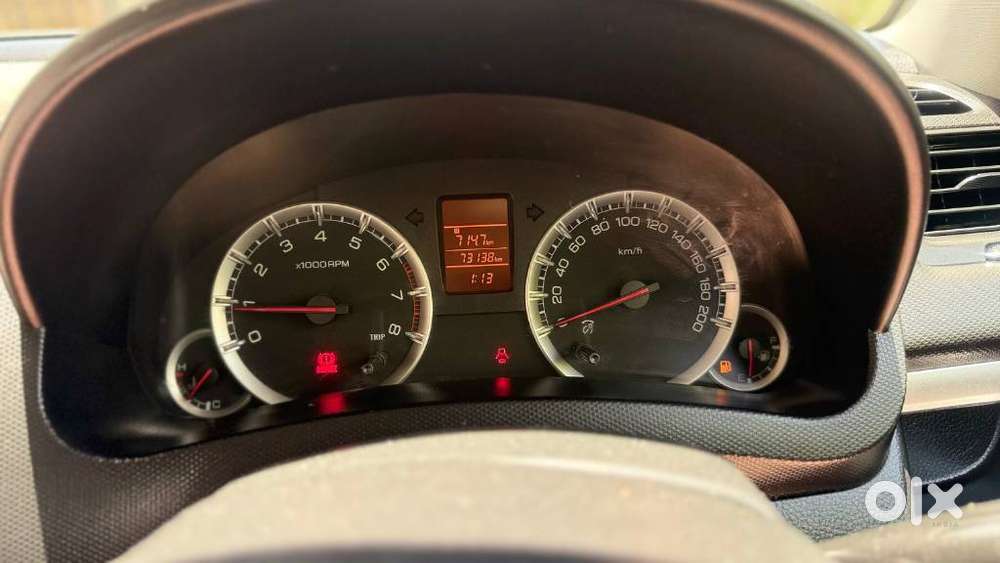 Maruti Suzuki Swift Vxi + Manual, 2013, Petrol